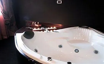 קאסוריה Hotel Daytona Palace